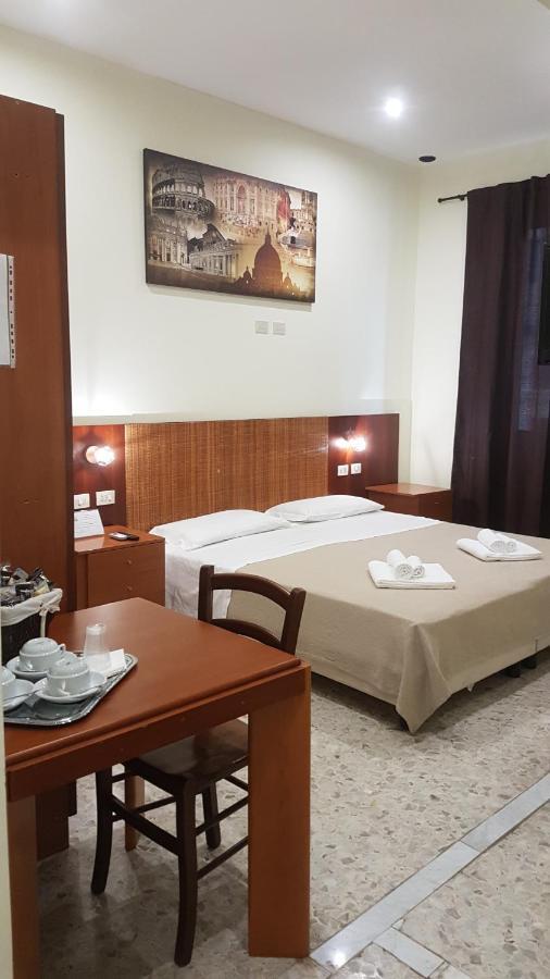 Domus Ferraro Hotel Rome Exterior photo